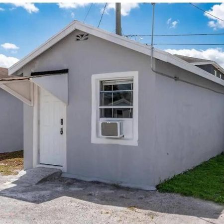 Inviting Oasis - Cozy, Spotless, And Comfortable Room Pahokee Exterior foto
